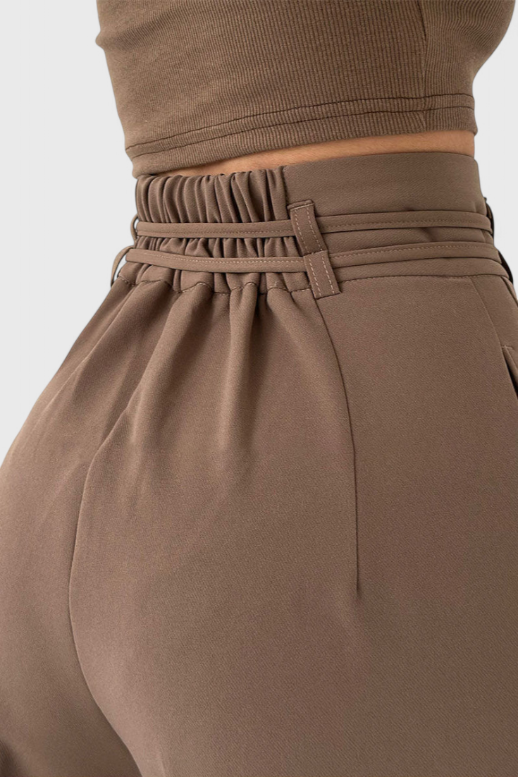 Sophie Pantalón de Cintura Alta y Piernas Anchas con Detalle de Cordones
