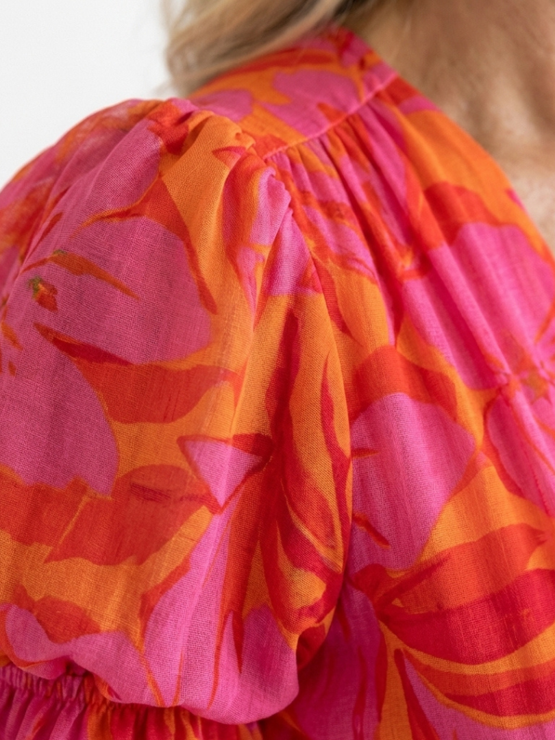 Catalina | Vestido midi floral con mangas anchas