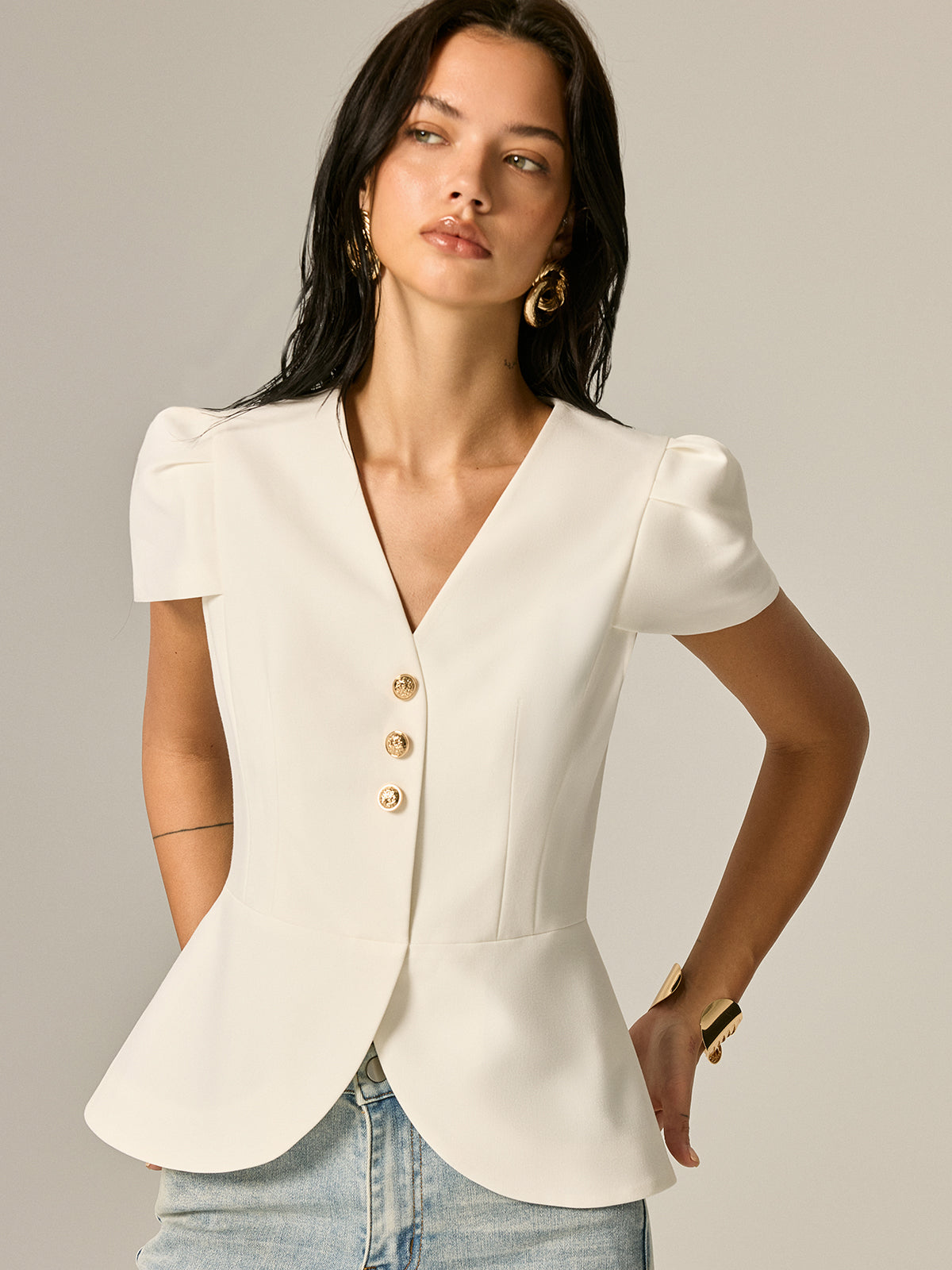 Blusa Peplum de Manga Abullonada con Botón Metálico