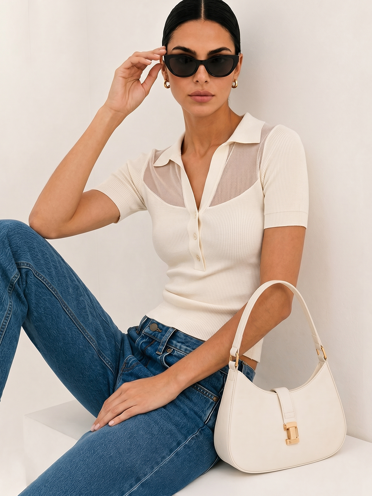 Top de Punto con Panel Transparente y Cuello Polo