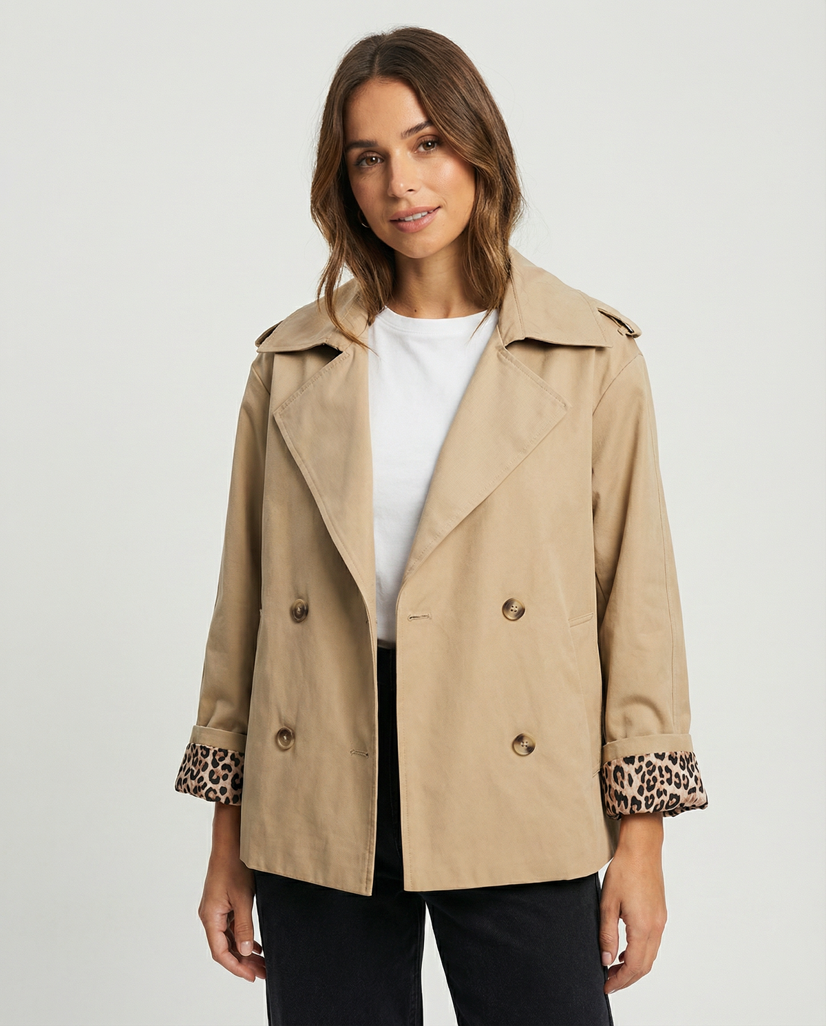 Gabardina con Estampado de Leopardo para Mujer – Capas Chic para el Entretempo