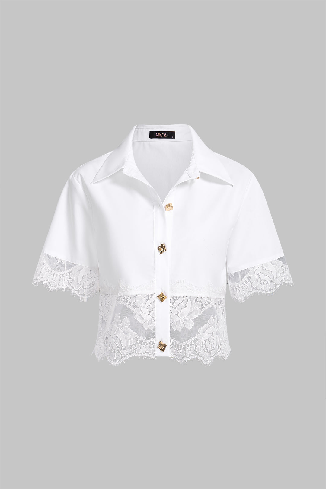 Camisa de Manga Corta con Botones Metálicos y Borde de Encaje