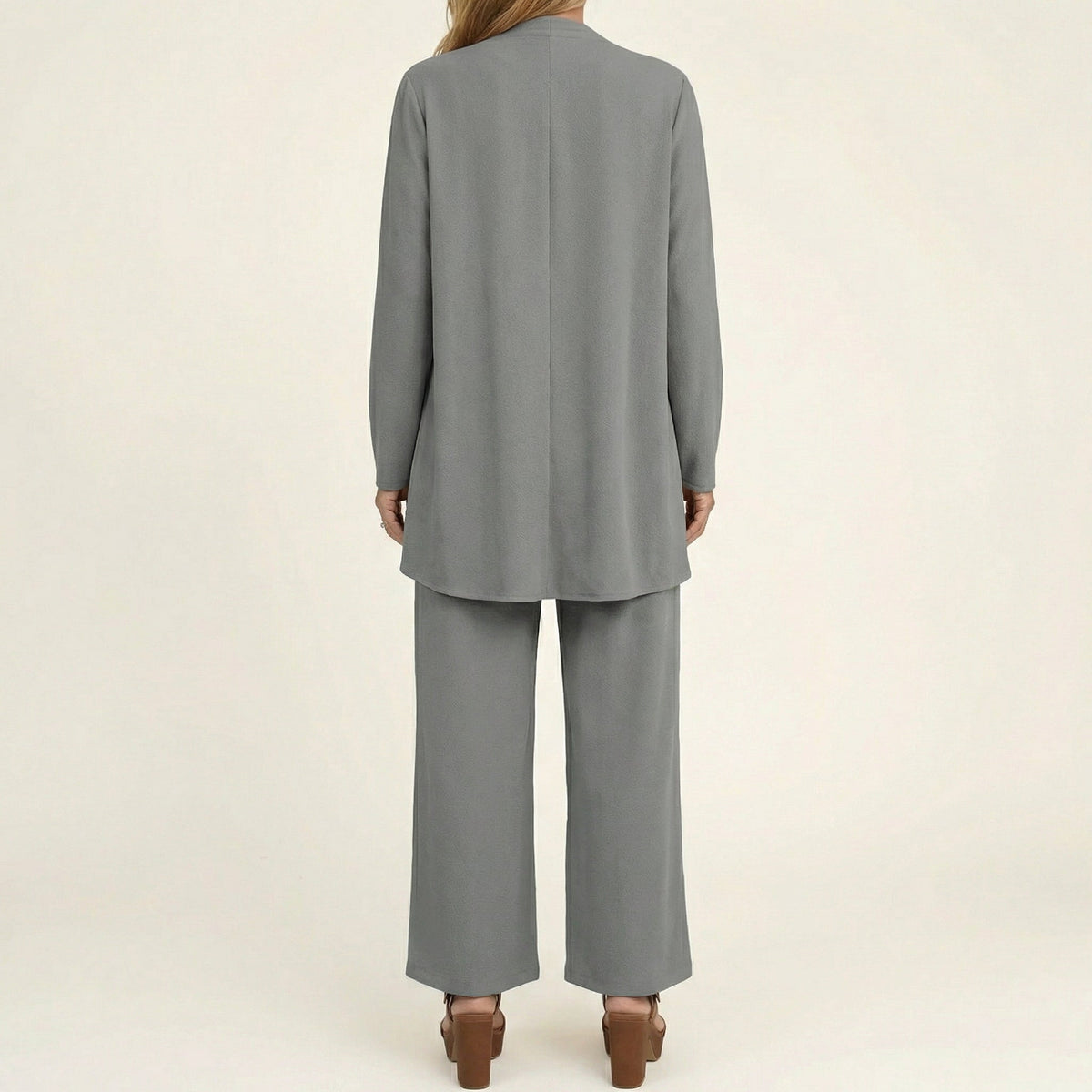 Vivienne | Conjunto minimalista de tres piezas