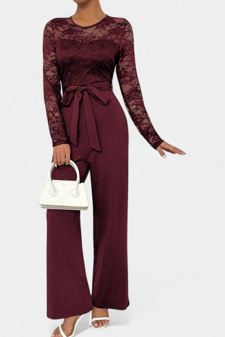 Éviana Mono Elegante de Encaje con Cintura Anudada